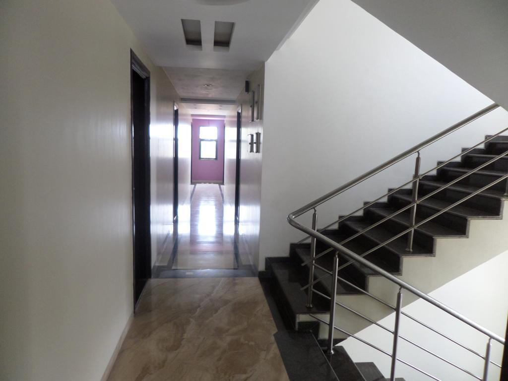Sai Heera Residency Hotel Shirdi Eksteriør billede