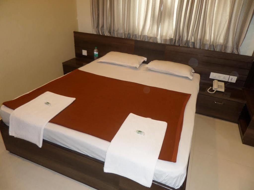 Sai Heera Residency Hotel Shirdi Eksteriør billede